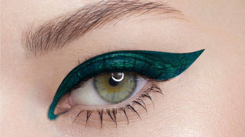 Green winged eyeliner