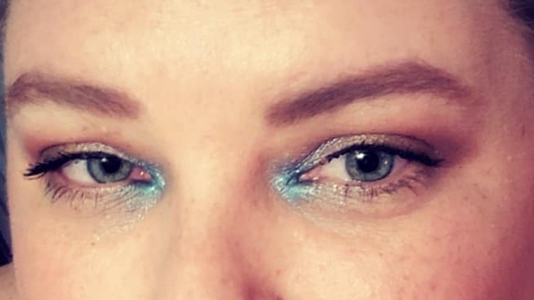 Shiny blue inner eyeshadow