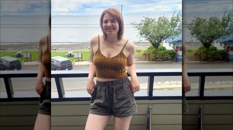 Woman wearing brown ribbed cropped tank