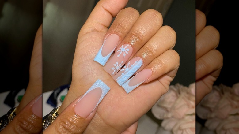 Snowflake baby blue nails