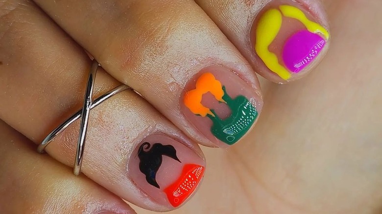 hocus pocus halloween nail art