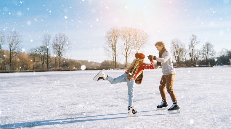 ice skating couple