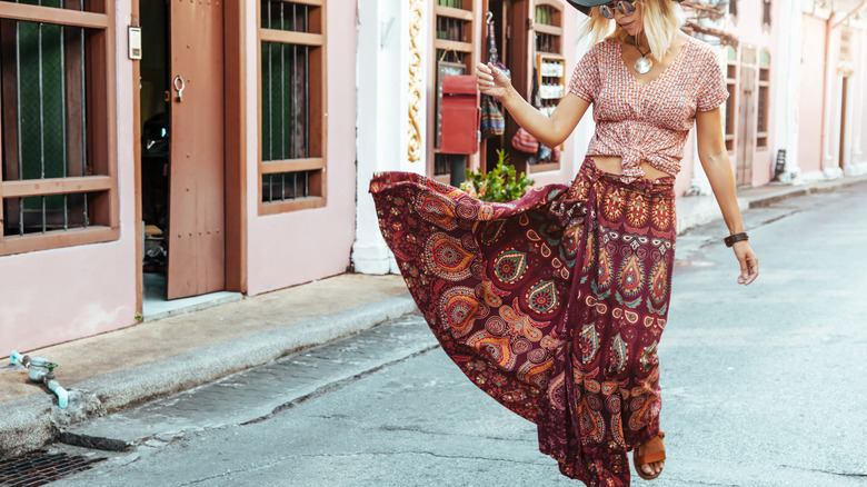 brown maxi skirt