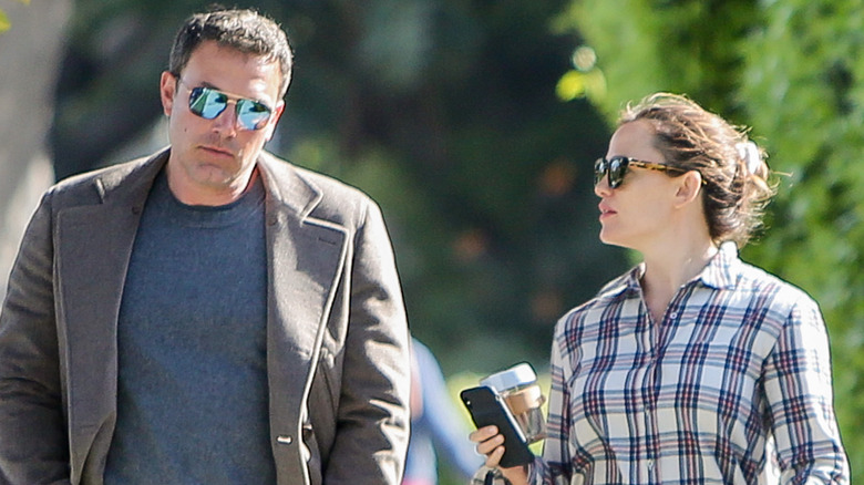 Ben Affleck walking with Jennifer Garner