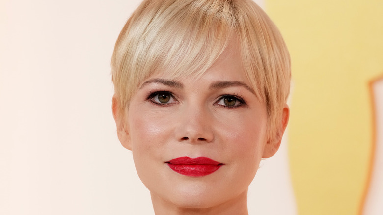 Michelle williams red lipstick