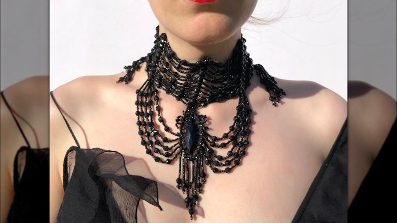 Black gem choker necklace
