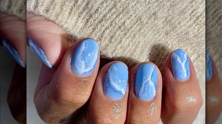 baby blue agate nails 