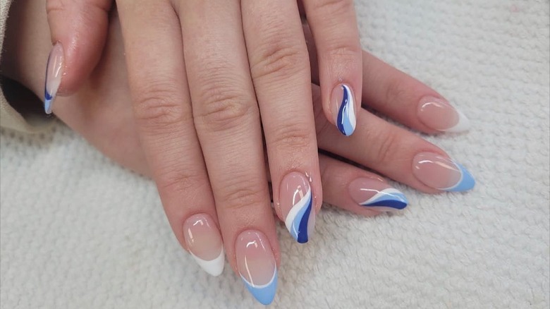 white navy and baby blue manicure