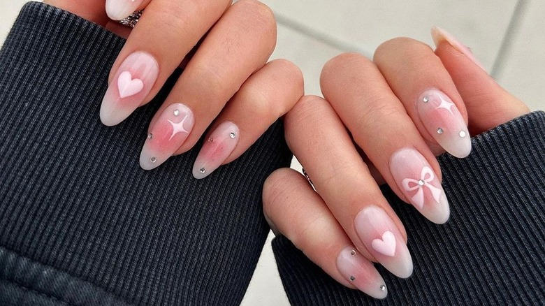 Blush coquette nails