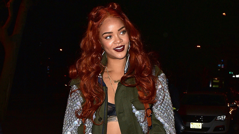 Rihanna red hair