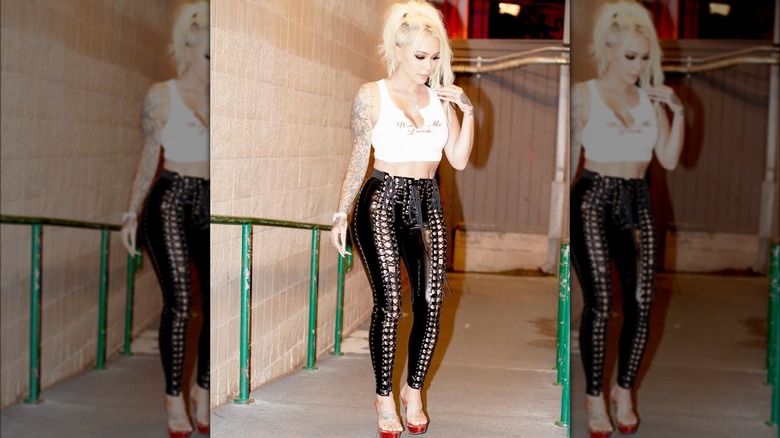 Bunnie Xo in latex leggings