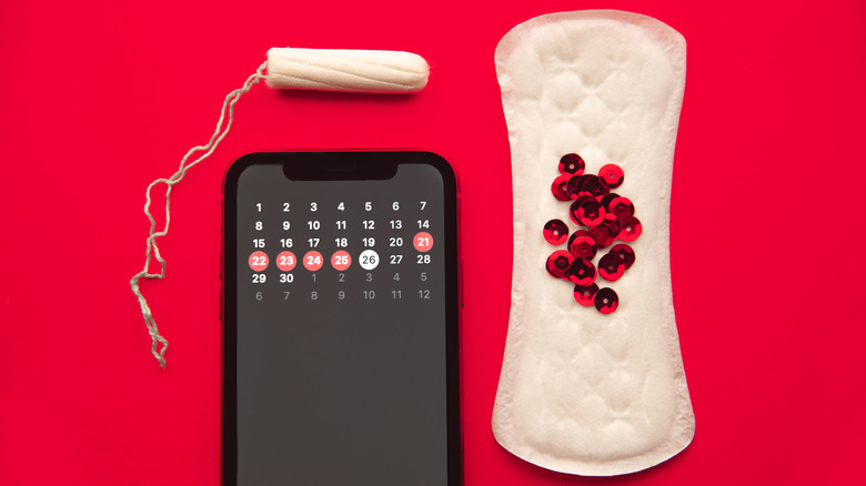 Period pad tampon and calendar