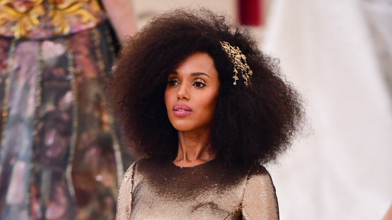 Kerry Washington with natural hair 