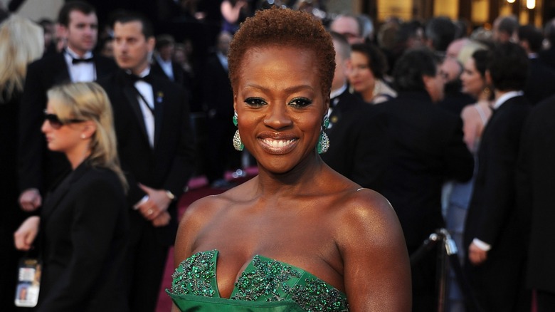 Viola Davis with short hair