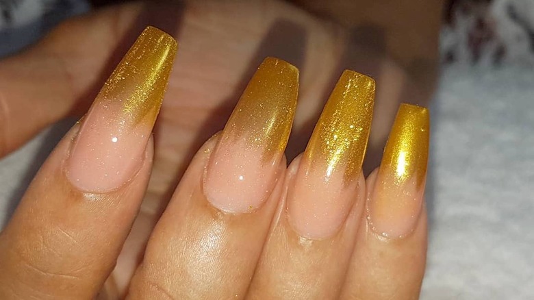 gold tipped Chrombré nails
