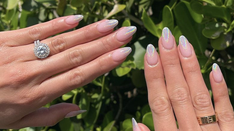 iridescent Chrombré nails