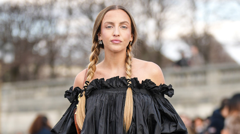 woman with bronde balayage