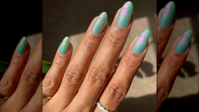 color-shifting manicure