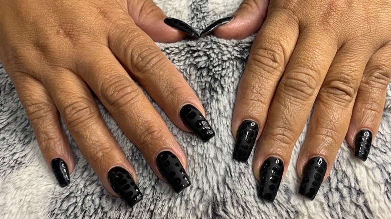 Black glossy and matte manicure