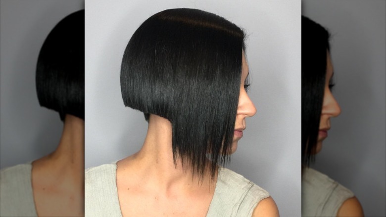 woman with bob and concave layers 