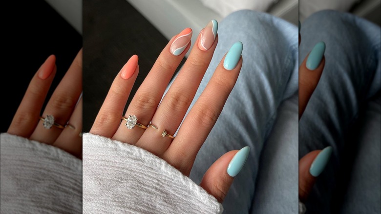 Coral and baby blue manicure