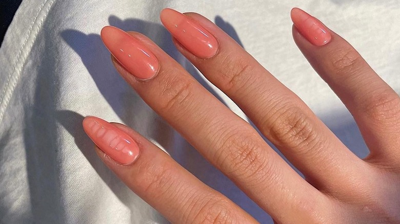 Jelly coral nails