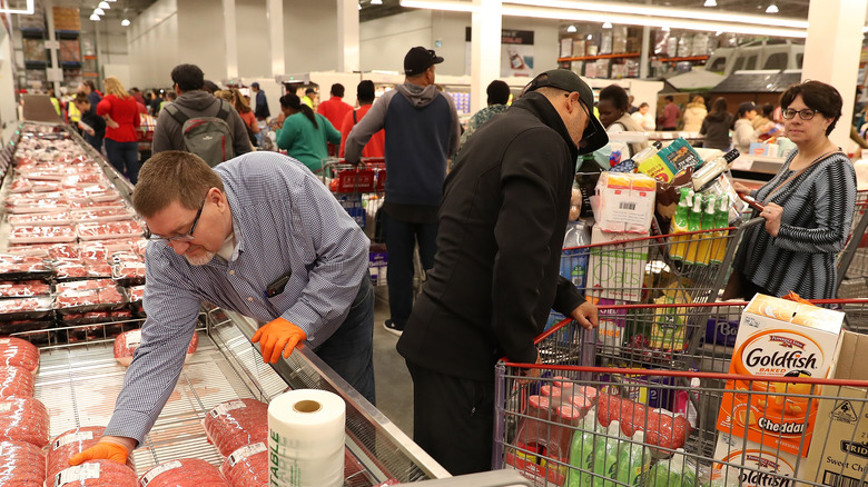 Costco crowd