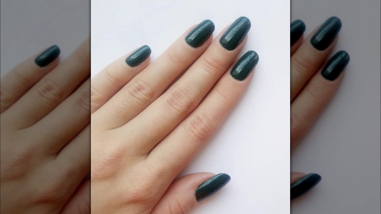 Medium length deep green nails
