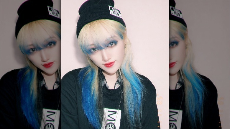 Blonde hair with blue dip dye