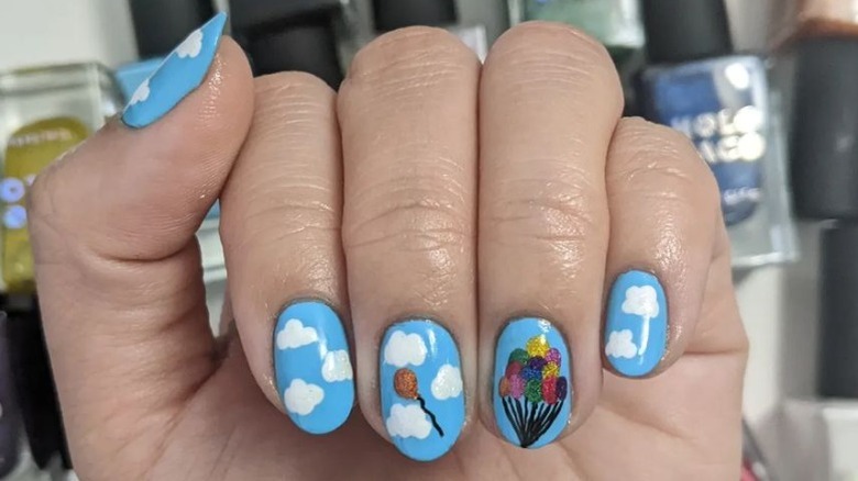 balloon cloud nail art