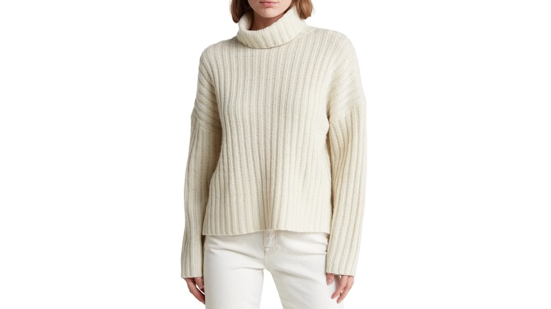 Cashmere wool ribbed turtleneck sweater