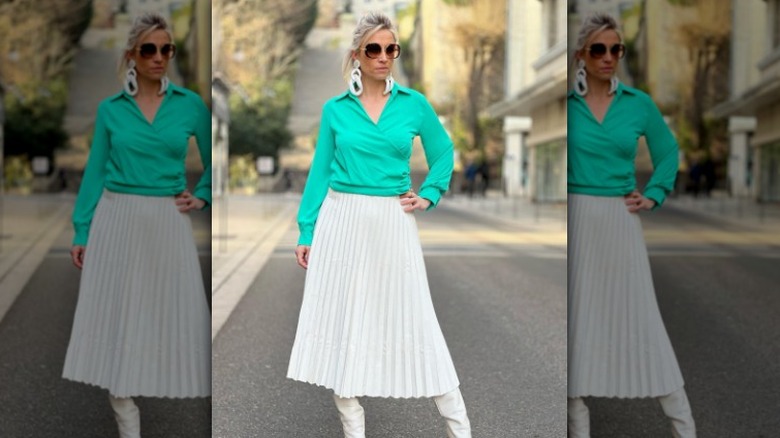 Turquoise and white colorblocking