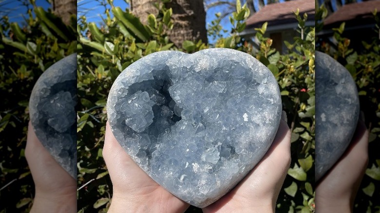 Celestite heart 