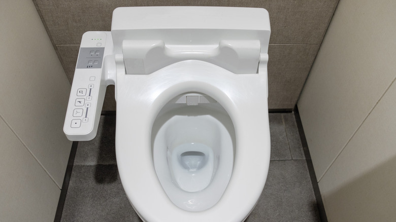 bidet toilet