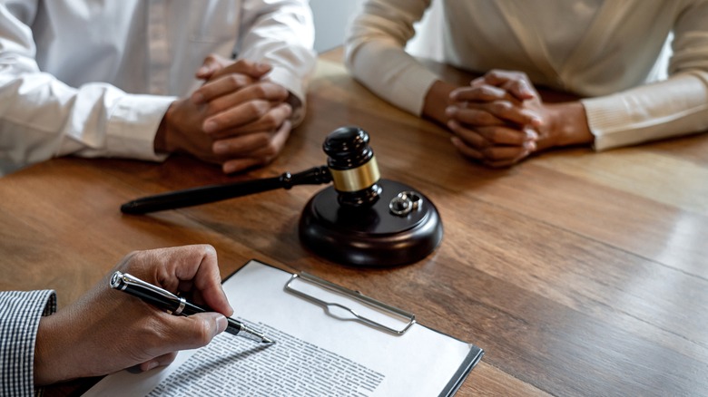 couple in court