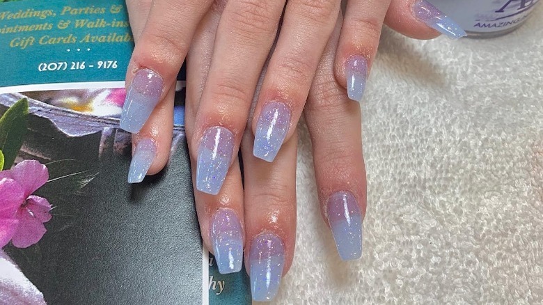 close up on glitter ombre nails