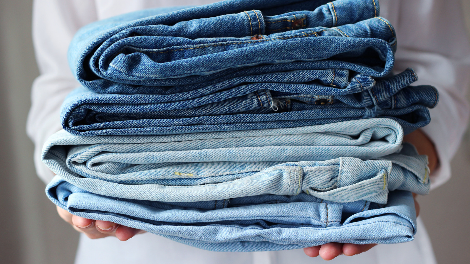Folding Your Jeans This Way Can Make Your Closet Look Like A Gap Ad
