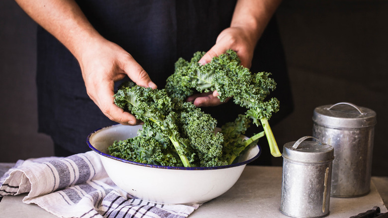 bowl of leafy kale