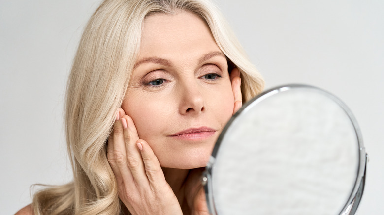 woman with dry skin face