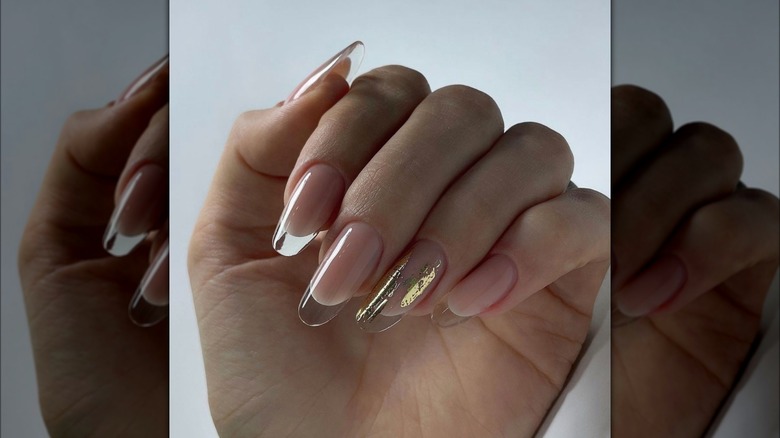 Glass nails with gold leaf