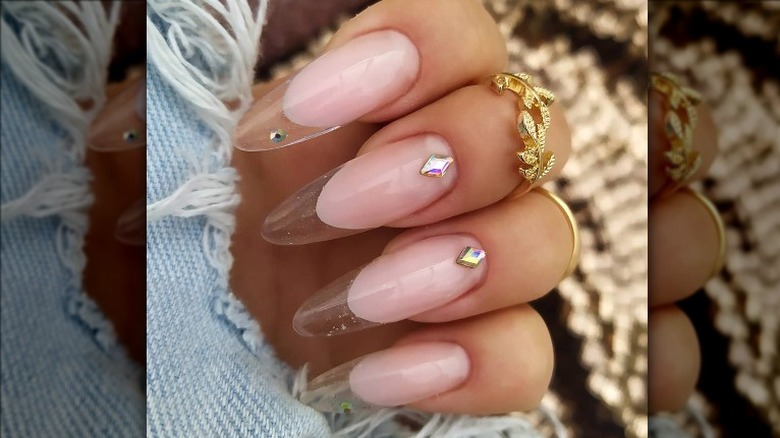 Simple gemstone glass nails