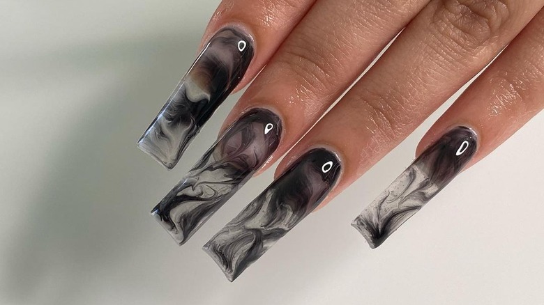 black smoky nail manicure