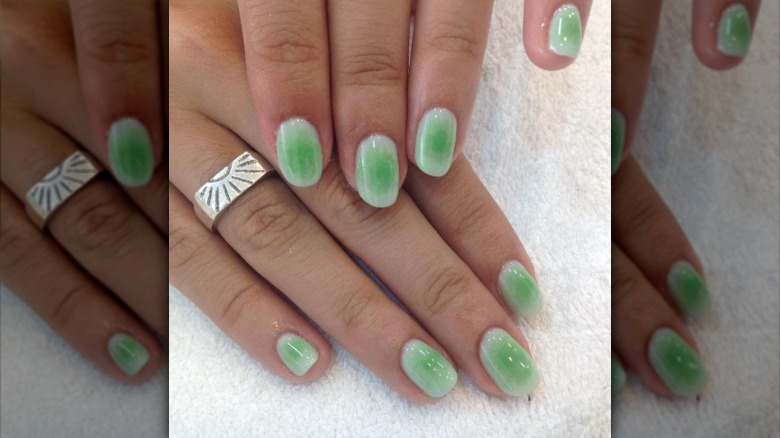 Green gradient nails