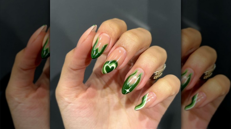 Green heart nails