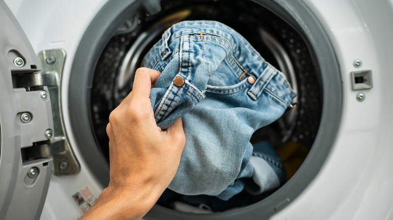 jeans in washing machine