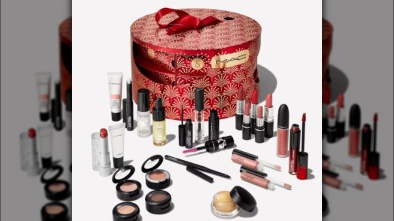 MAC Cosmetics Bursting With Surprises Advent Calendar