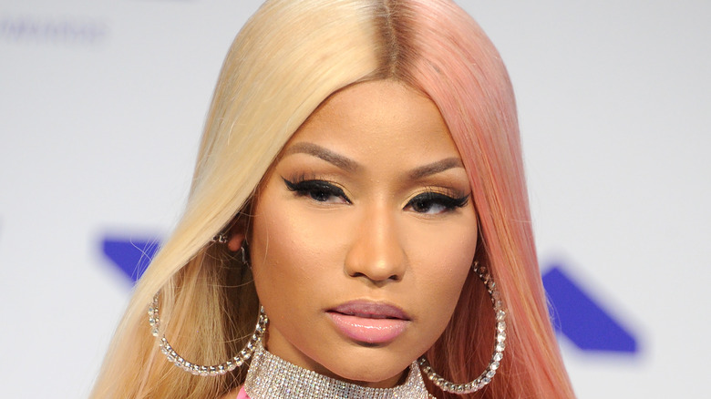 Nicki Minaj pink blond hair