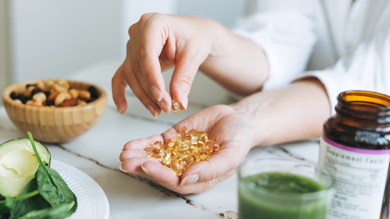 vitamin oil capsules