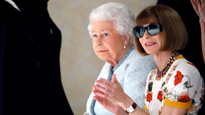 Queen Elizabeth II with Anna Wintour 