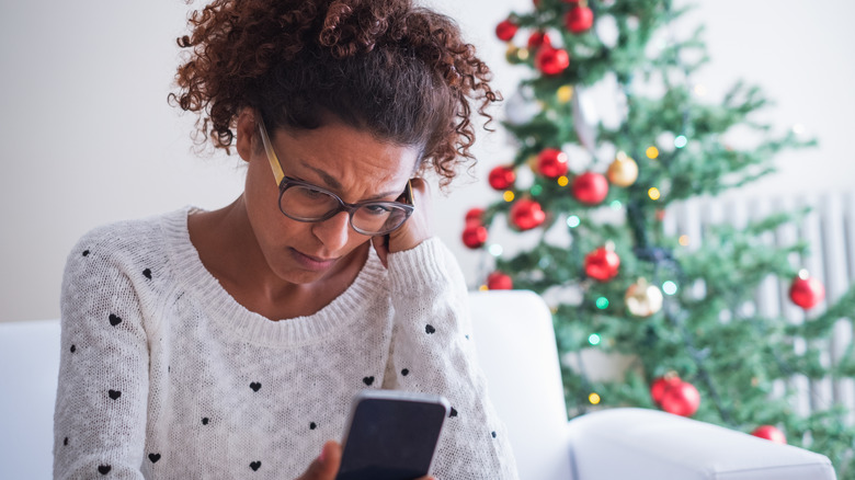 Holiday social media sadness